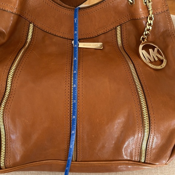 Michael Kors large brown leather purse. Dust bag included. - Picture 7 of 9